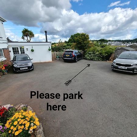 Lovely Private Studio Room With Own Kitchen And Bathroom. Set In The Popular Area Of Shiphay In Torquay And Only A Short Walk From Torbay Hospital Ngoại thất bức ảnh